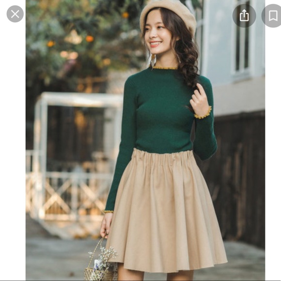 Zara Pleated Skirt - Picture 7 of 7